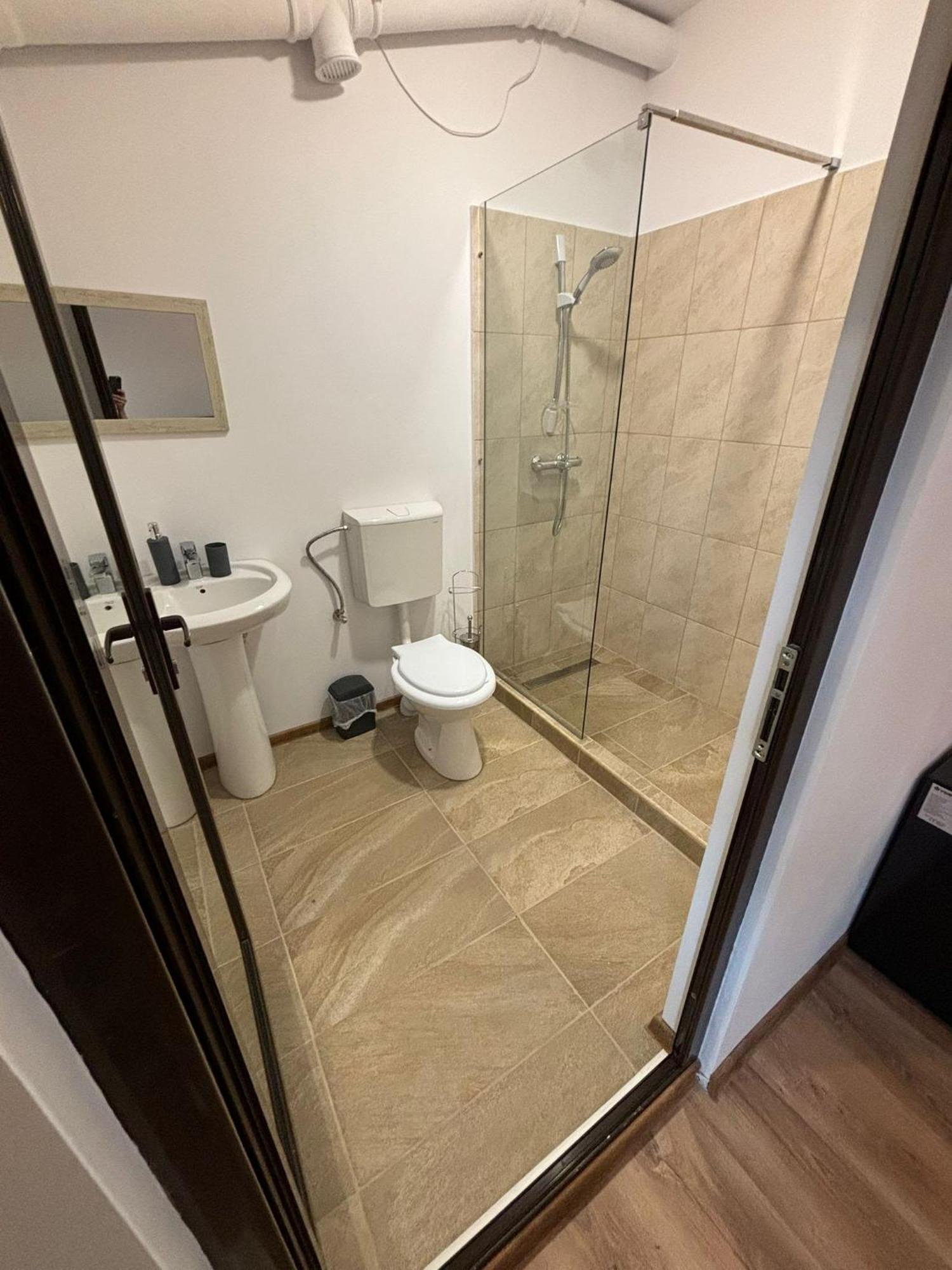 Alexander Residence Brăila Екстериор снимка