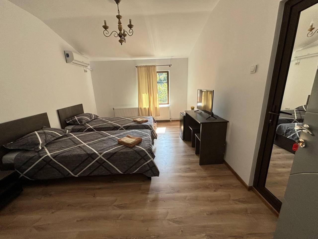 Alexander Residence Brăila Екстериор снимка